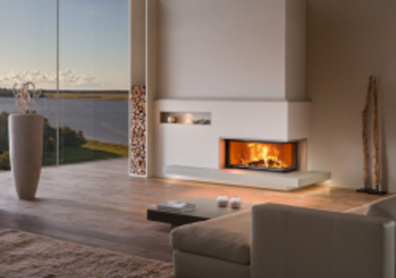 Moderner Kamin