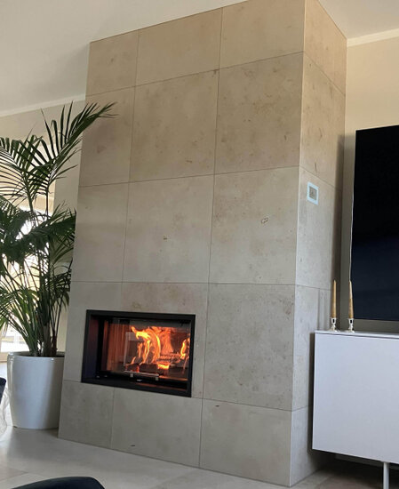 Kamin mit Verbrennungsluftsteuerung